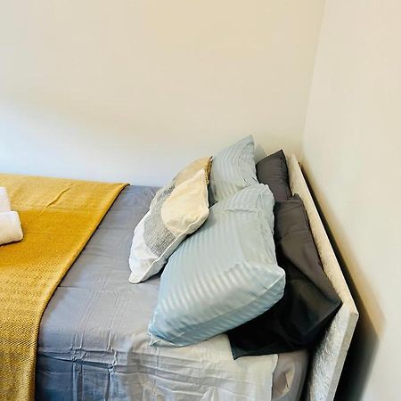 Beautiful Private Rooms In London Central Willesden Green Exterior photo