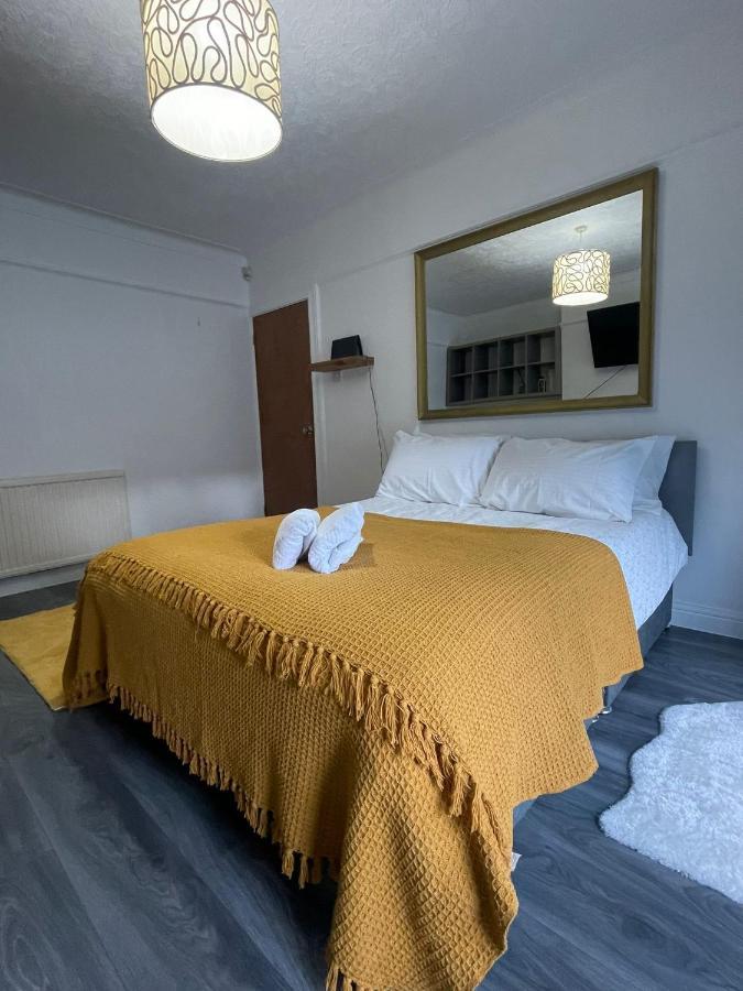 Beautiful Private Rooms In London Central Willesden Green Exterior photo