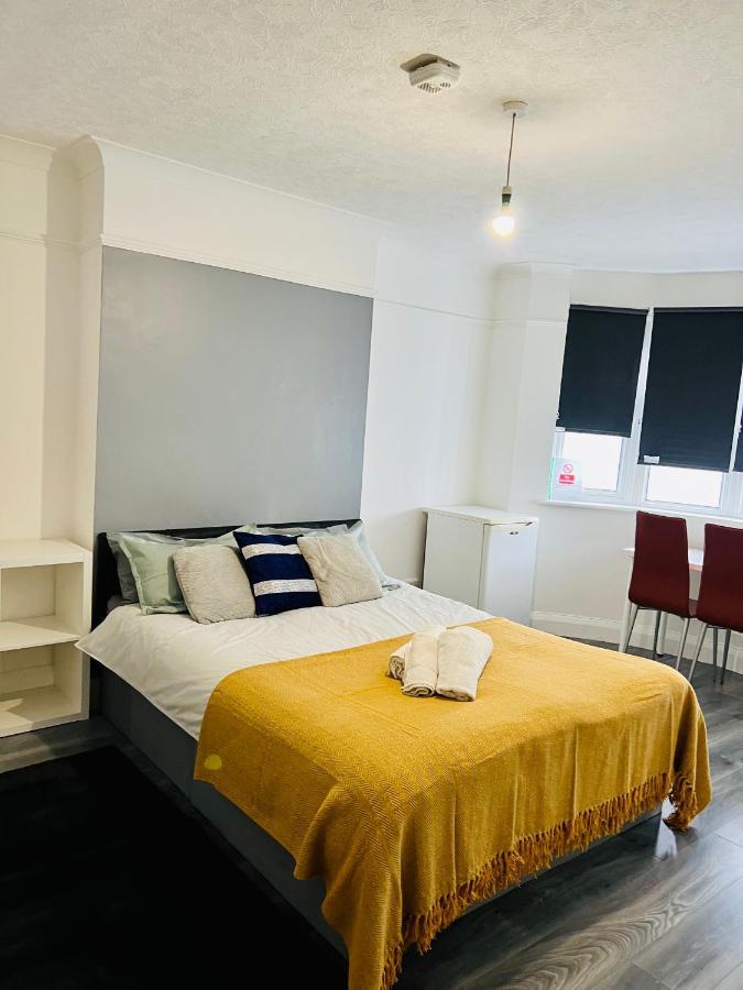 Beautiful Private Rooms In London Central Willesden Green Exterior photo
